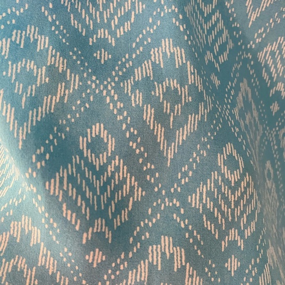 GAP Blue Aztec print  tank top camisole - Picture 4 of 5